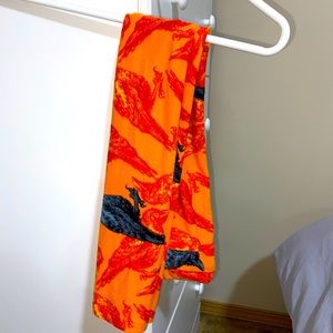 crow Lularoe leggings